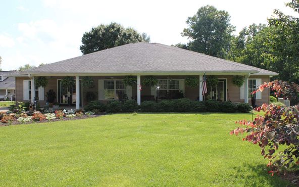 56 W Vineyard Ln, Hayesville, NC 28904